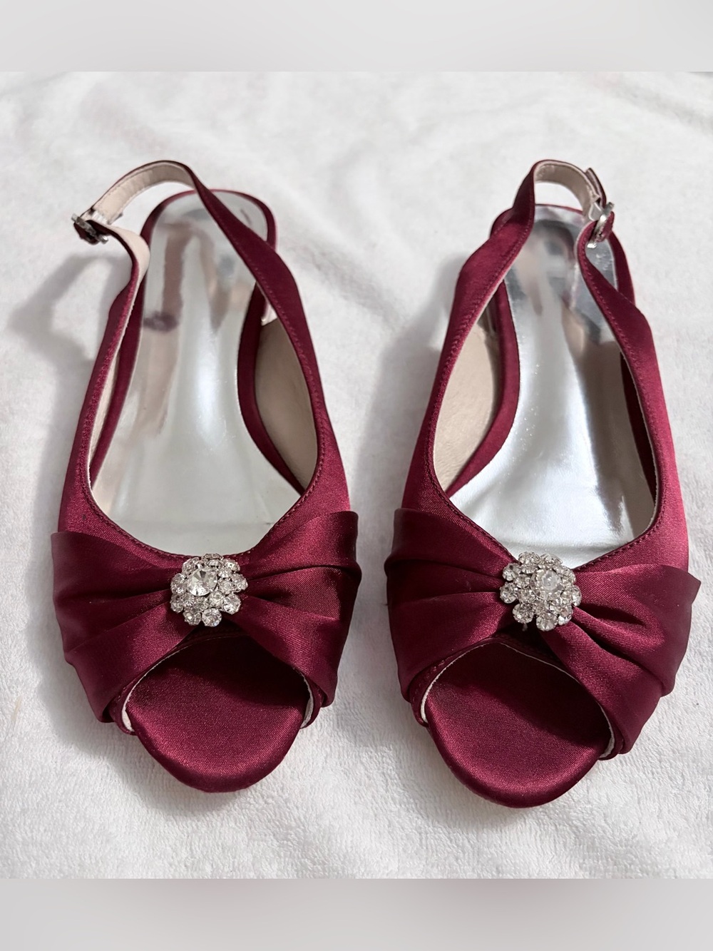 JJ’s House Burgundy Satin Peep Toe Shoes EU 38